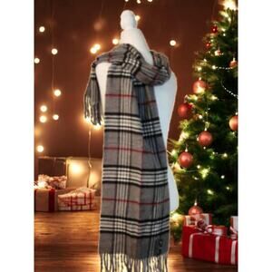 Stafford New With Tags 100% Acrylic Super Soft Unisex Scarf